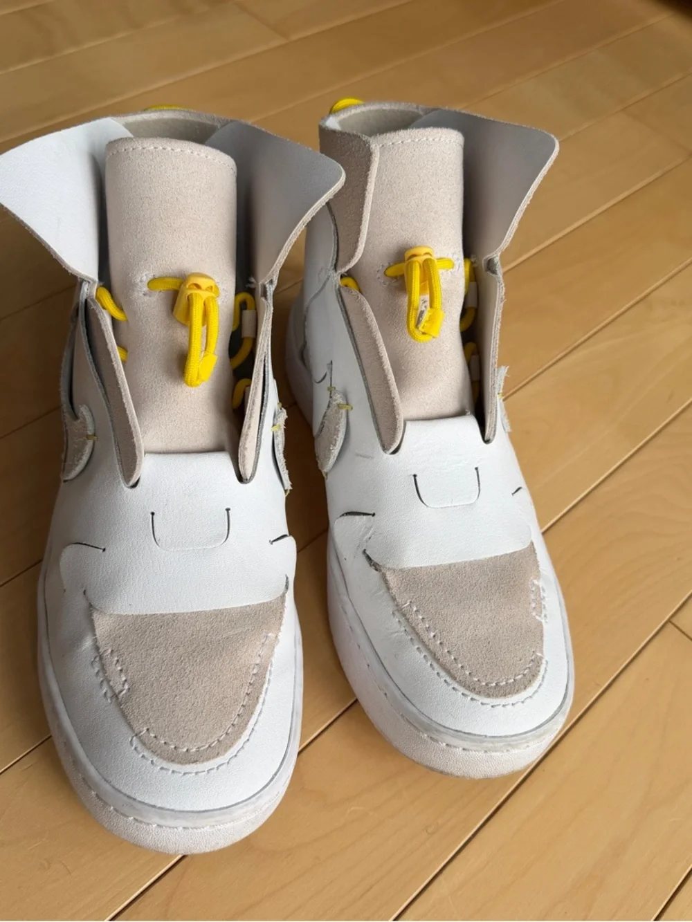 Nike Vandalised LX sneakers in the White/Chrome Yellow colorway size 6.5 women’s - Picture 9 of 10